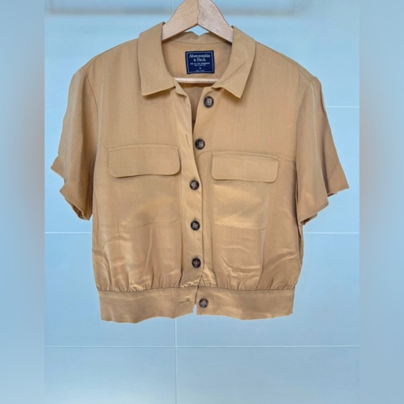 Abercrombie & Fitch Tan Button-Up Cropped Shirt Size S - Picture 2 of 7